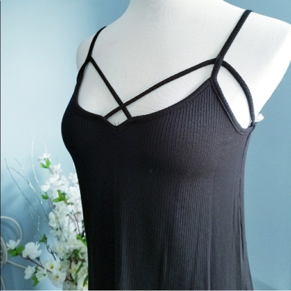 Strappy Ribbed Tank - Picture 3 of 9